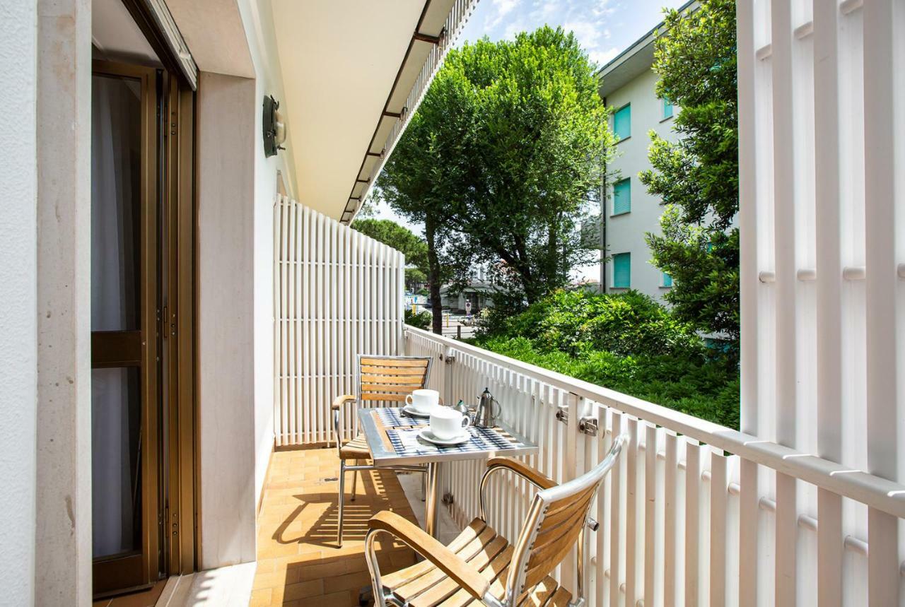 Villa Maranese Lignano Sabbiadoro Exterior photo